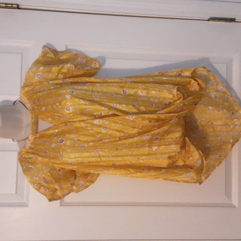 Cherish top for women